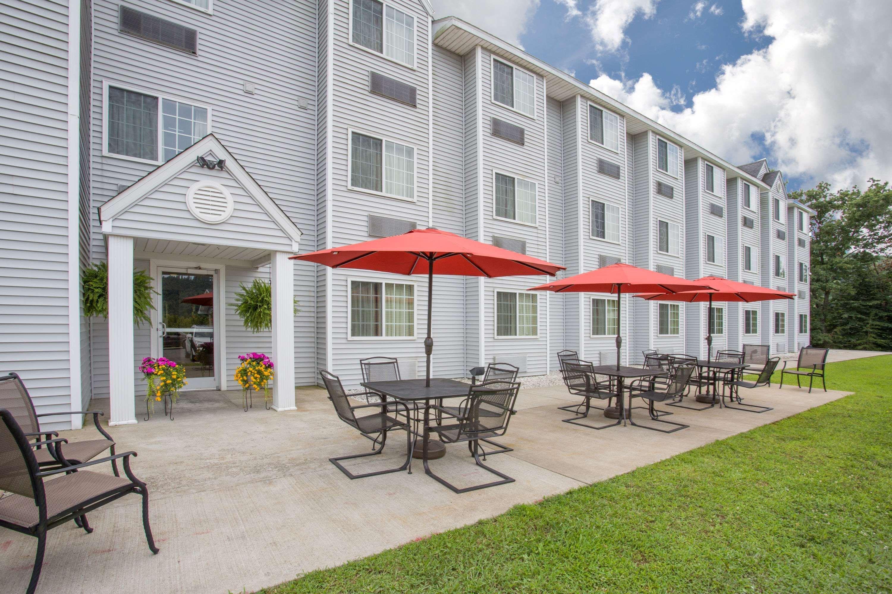 Microtel Inn And Suites Gassaway Exteriér fotografie