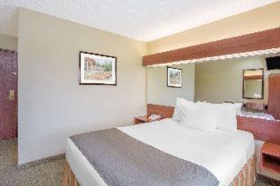 Microtel Inn And Suites Gassaway Pokoj fotografie